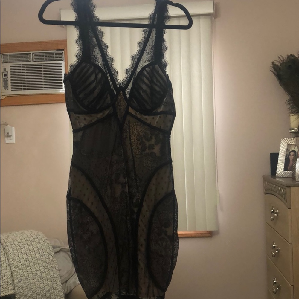 Bebe dress
